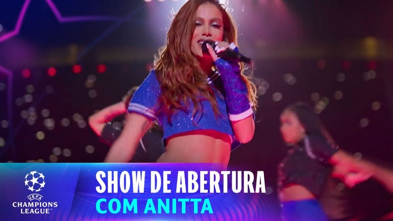 Show de Anitta na Champions League