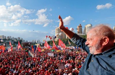 Lula e Geraldo Alckmin em Recife em Pernambuco 