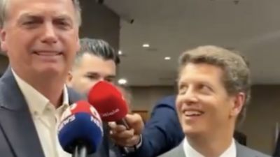 Jair Bolsonaro (PL) na sede do PL (Partido Liberal), em Brasília, manifestou apoio à candidatura do deputado federal Ricardo Salles (PL-SP) para a Prefeitura de São Paulo.