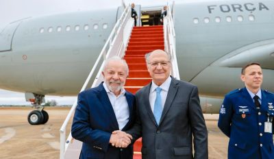 De partida para a Ásia, onde farei visita oficial à Indonésia. Na sequência, participarei da 47ª Cúpula da Associação das Nações do Sudeste Asiático, a ASEAN, e da 30ª Cúpula do Leste Asiático, na Malásia. Com esta missão, damos mais um importante passo para consolidar a presença do Brasil no cenário global, ampliando as fronteiras do nosso comércio e nossas relações exteriores. Desejo um bom trabalho ao companheiro Geraldo Alckmin, que assume a presidência até o nosso retorno.