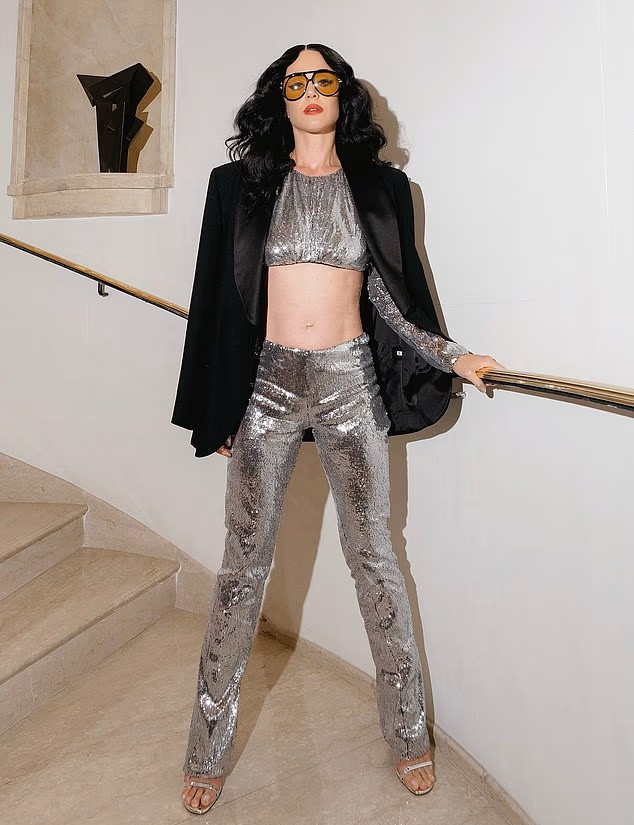 Katy Perry posted new photos on Instagram from her Brazilian tour on Sunday.