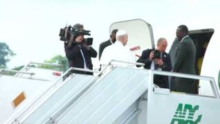 Crowds gather in Cameroon for glimpse of Pope Leo