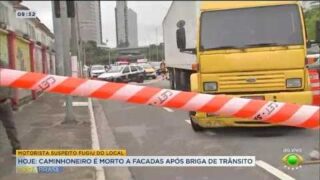 Caminhoneiro é morto a facadas após briga de trânsito na Marginal Pinheiros (SP)